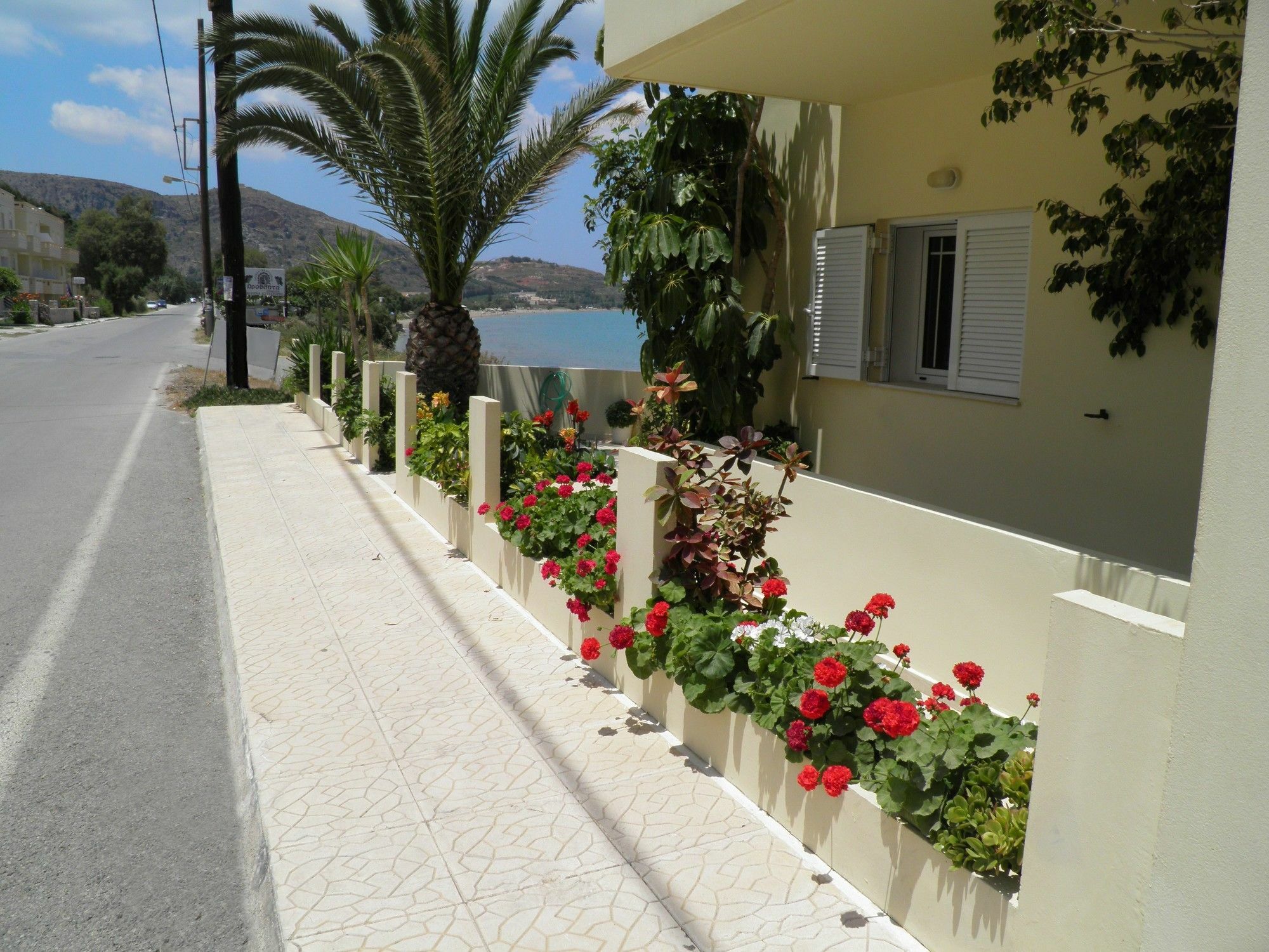 Christi Apartments Kalyves Exterior foto